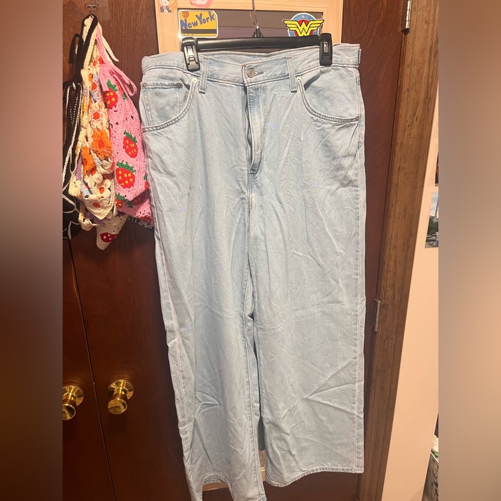 Levi’s Cinch Baggy Jeans